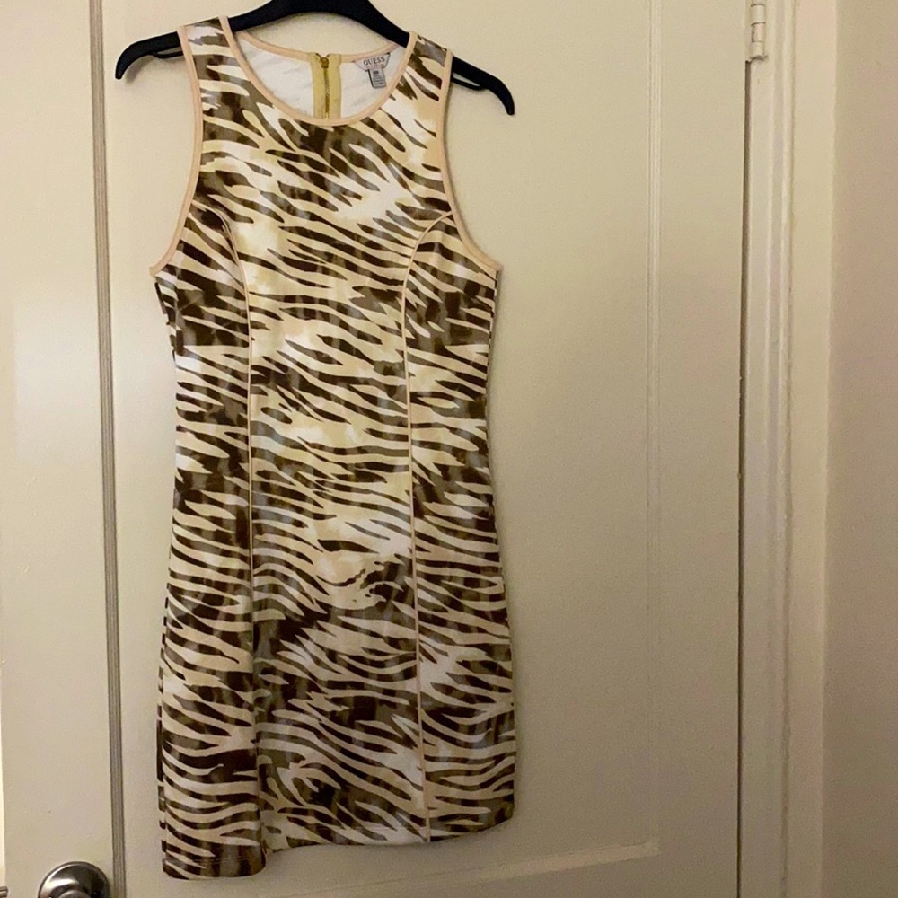 Guess cream and brown dress size: M